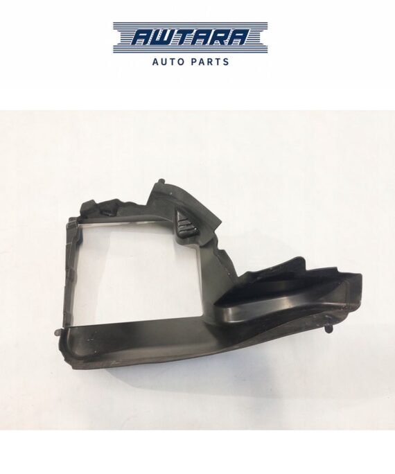 AUDI / VOLKSWAGEN GENUINE AIR DUCT F 4M8121674